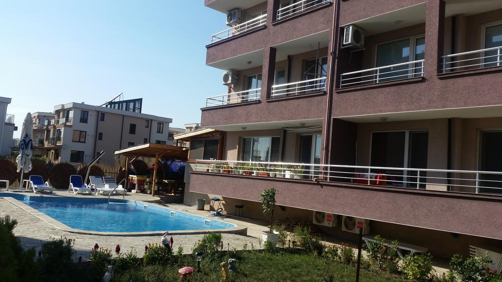 Anfid Apartments Burgas City Exterior foto