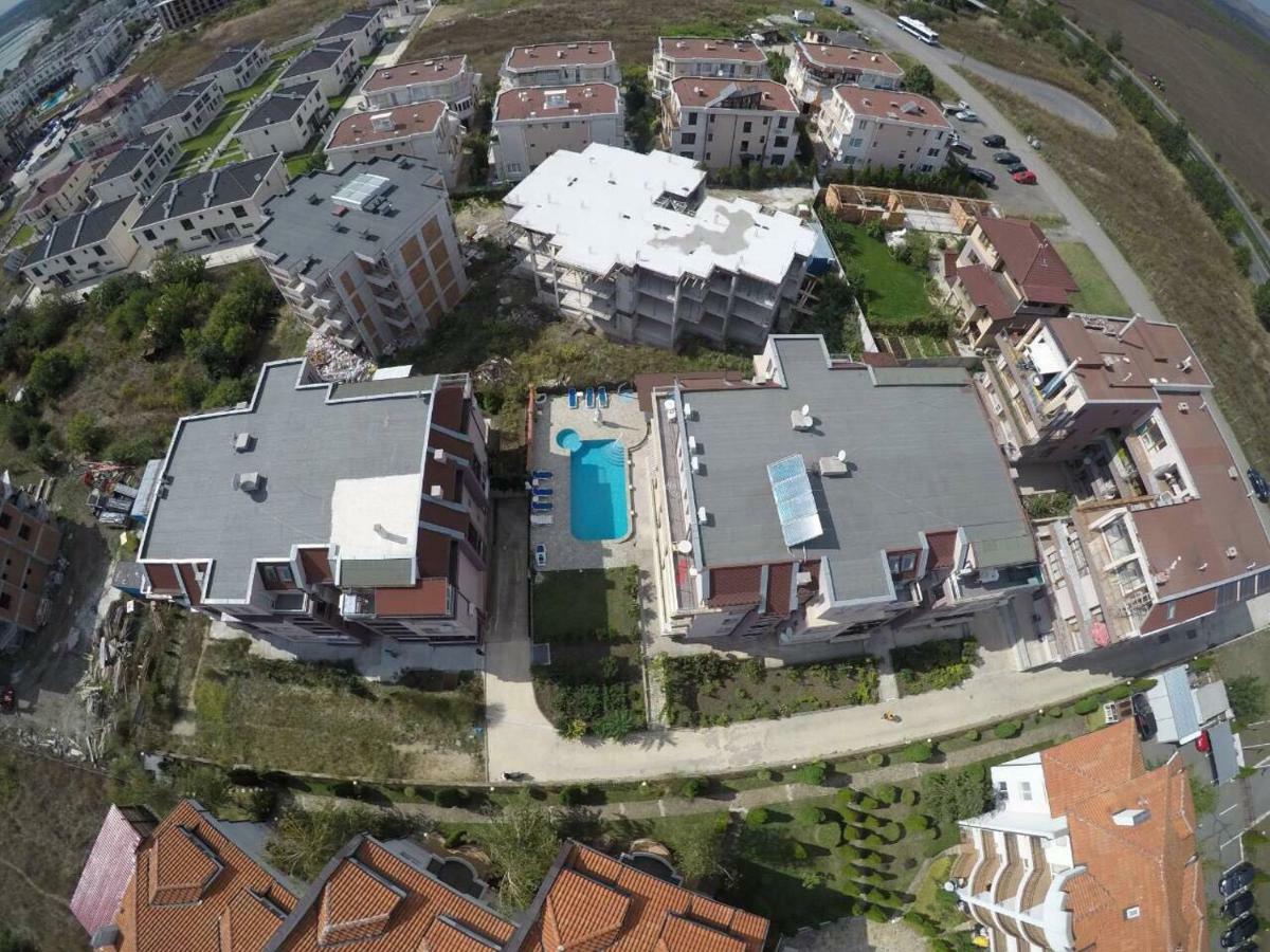 Anfid Apartments Burgas City Exterior foto
