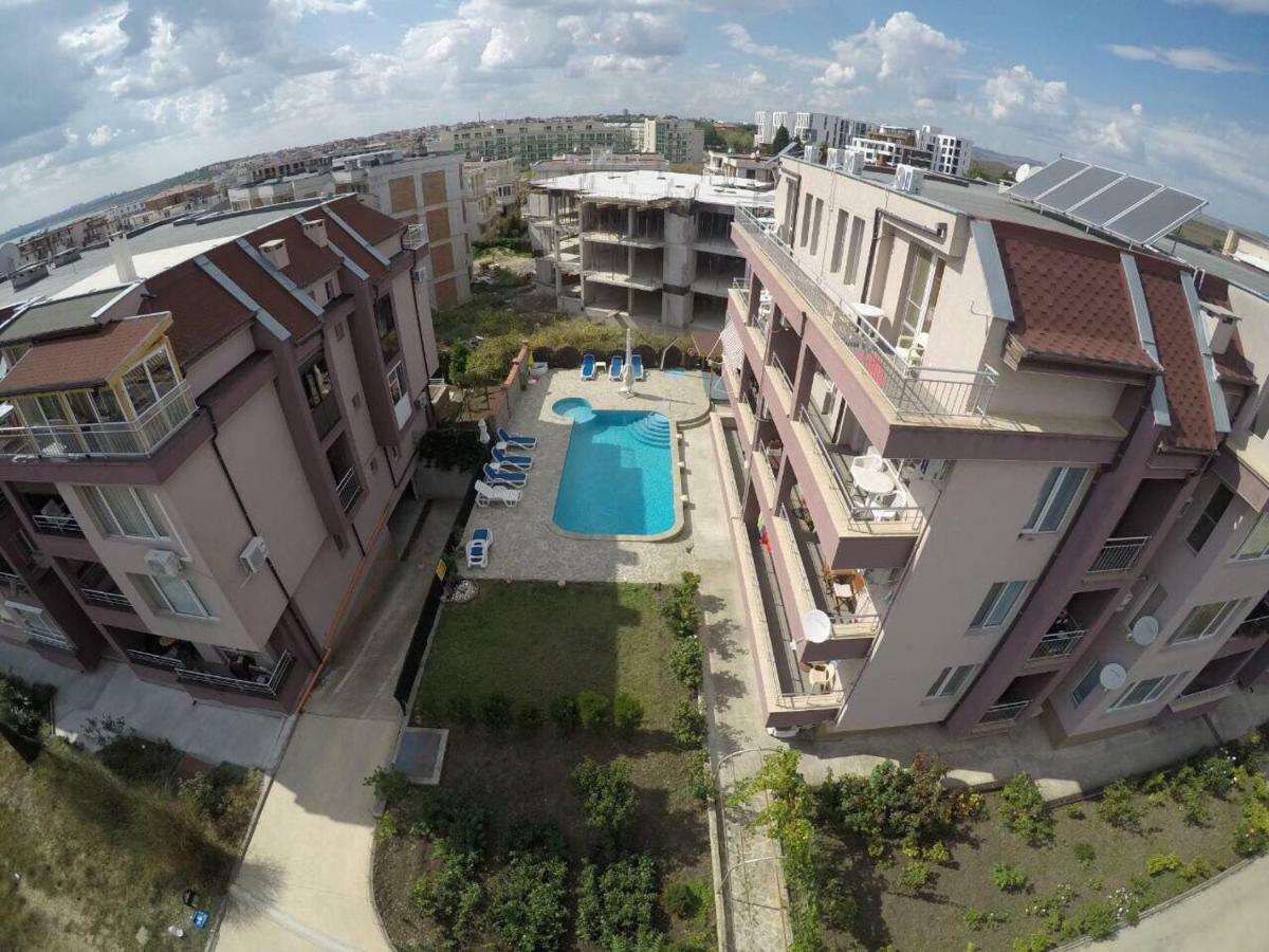 Anfid Apartments Burgas City Exterior foto